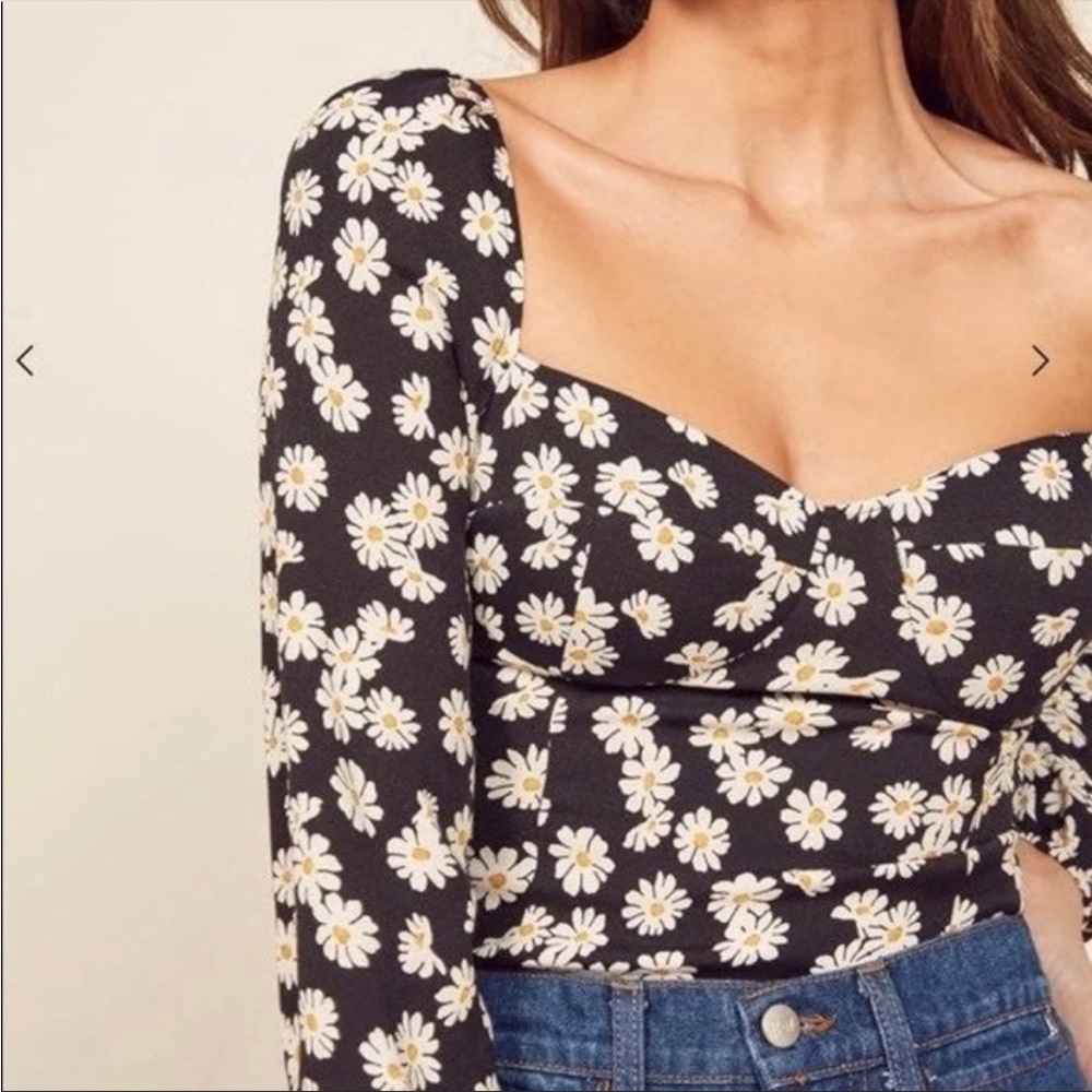 Reformation Reign Top Daisy Chain - Picture 4 of 13